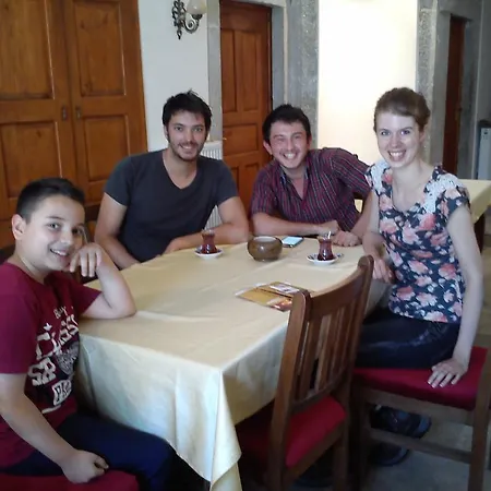 Hotel Demirkapi *